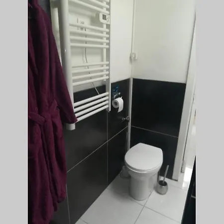 Neuf à - Près De La France - Détente