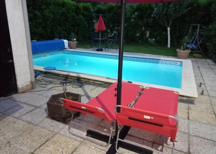 Neuf A - Pres De La France - Sejour Detente